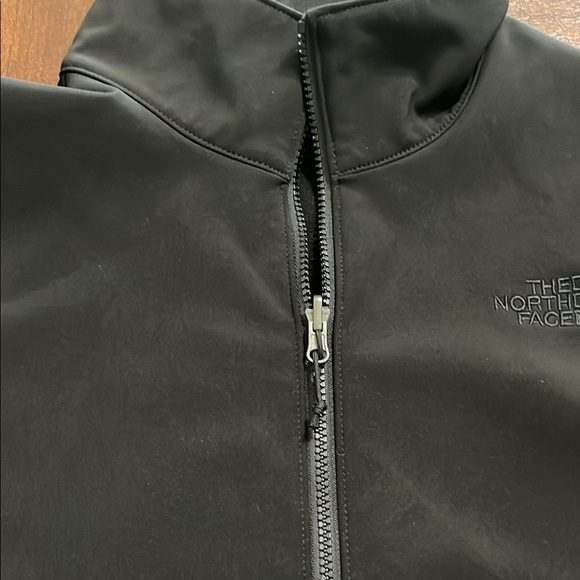 The north face Men's Black Jacket - Picture 4 of 14
